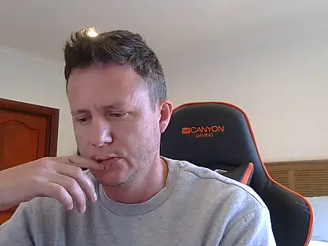 TroyDieselXXX online show from 04/10/26, 06:09