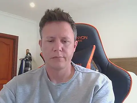 TroyDieselXXX online show from 11/09/25, 07:56