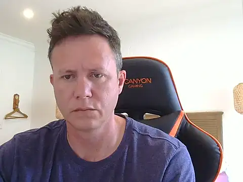 TroyDieselXXX online show from 11/27/25, 05:19