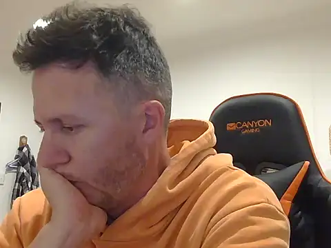 TroyDieselXXX online show from 03/25/26, 06:18