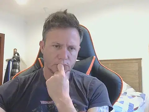 TroyDieselXXX online show from 11/06/25, 04:05