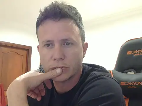 TroyDieselXXX online show from 04/11/26, 07:50