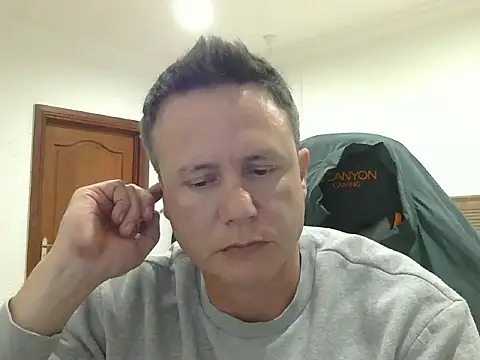 Snapshot of TroyDieselXXX chatting on 07/14/26, 06:14 TroyDieselXXX online show from 07/14/26, 06:14