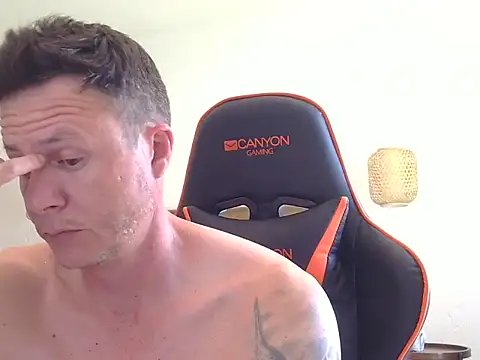 TroyDieselXXX online show from 11/21/25, 11:09