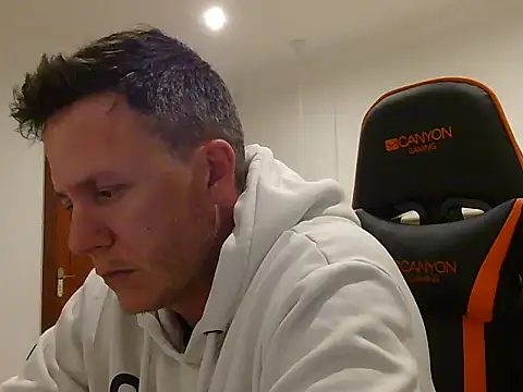 TroyDieselXXX online show from 12/22/25, 05:57