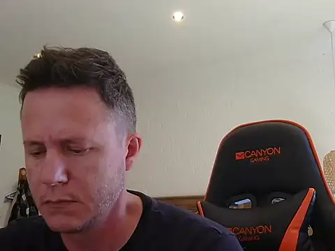 TroyDieselXXX online show from 03/29/26, 08:05