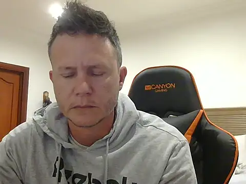 TroyDieselXXX online show from 03/30/26, 04:03