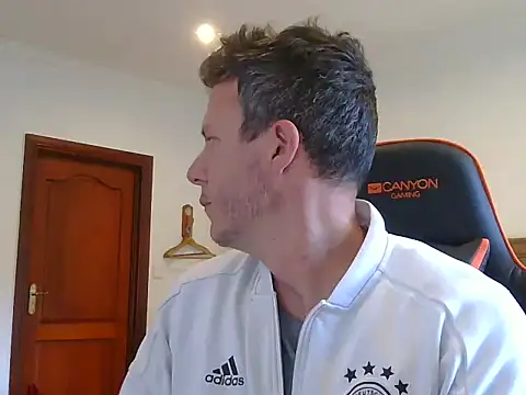 TroyDieselXXX online show from 03/17/26, 05:10