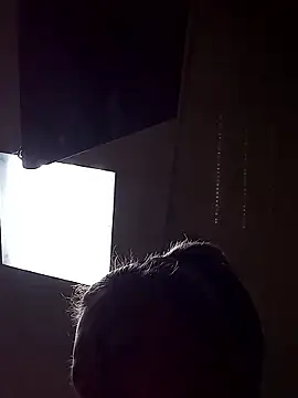 MoonIrene online show from 10/26/25, 02:28