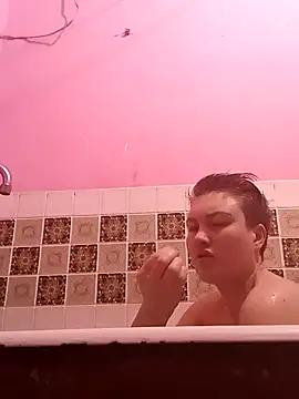 MoonIrene online show from 03/01/26, 04:07