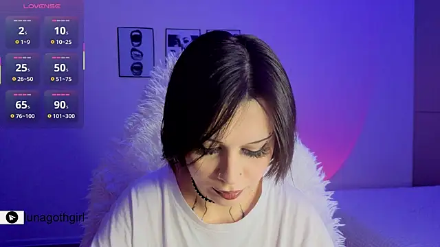 IamLuna2006 online show from 04/04/26, 05:14