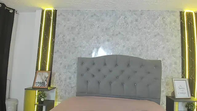 GiannaSlimJB online show from 02/07/26, 07:44