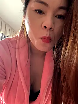 Snapshot of Asia-bb chatting on 11/03/25, 04:17 Asia-bb online show from 11/03/25, 04:17