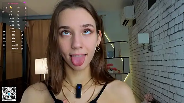 PetraHambelton online show from 10/07/25, 04:13