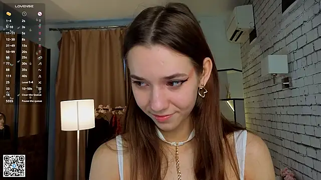 PetraHambelton online show from 09/20/25, 04:17