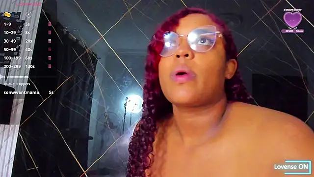 Alaia Gutierrez online show from 11/04/25, 12:03