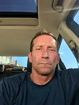 Scooter197352 online show from 10/03/25, 10:22