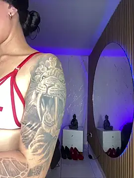 Scaarlettfox online show from 10/06/25, 07:58