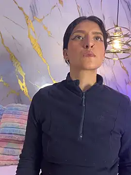 Scaarlettfox online show from 04/07/26, 07:26