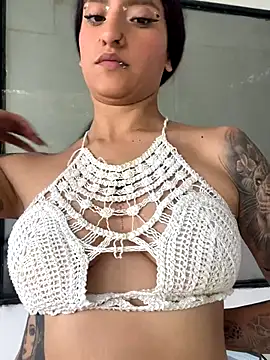 Scaarlettfox online show from 10/20/25, 07:36