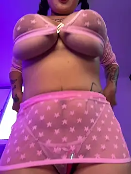 lucialauper  online show from 03/28/26, 10:33