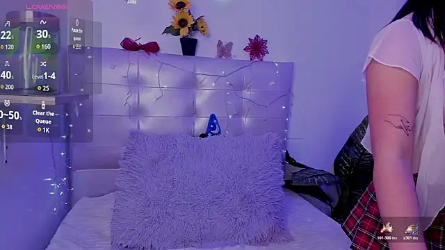 Anna Blade  online show from 01/07/26, 06:35