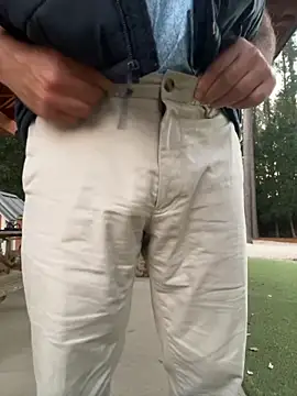 Snapshot of cyclone1212 chatting on 11/20/25, 11:55 cyclone1212 online show from 11/20/25, 11:55