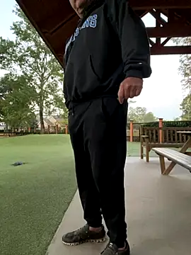 Snapshot of cyclone1212 chatting on 11/03/25, 11:36 cyclone1212 online show from 11/03/25, 11:36