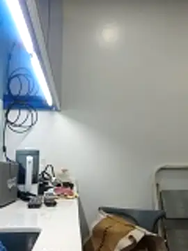 Snapshot of Sweetheart_Claire chatting on 03/11/26, 02:27 Sweetheart Claire online show from 03/11/26, 02:27