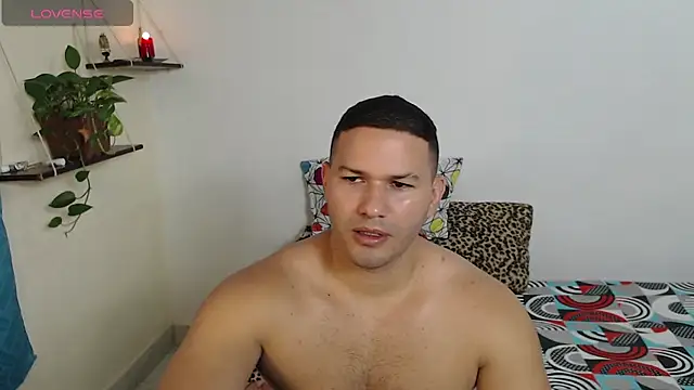 Snapshot of Tim_mz01 chatting on 07/16/26, 05:21 Tim mz01 online show from 07/16/26, 05:21