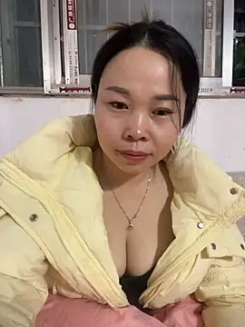 xlj4523 online show from 11/30/25, 03:35