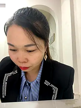 Snapshot of xlj4523 chatting on 10/28/25, 08:57 xlj4523 online show from 10/28/25, 08:57