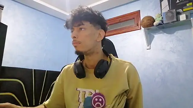 Dark DesireX online show from 10/30/25, 04:26