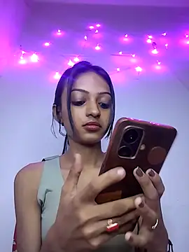 Your-Kitkat online show from 11/14/25, 05:05