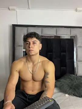 MR MUSCLE online show from 12/16/25, 12:53