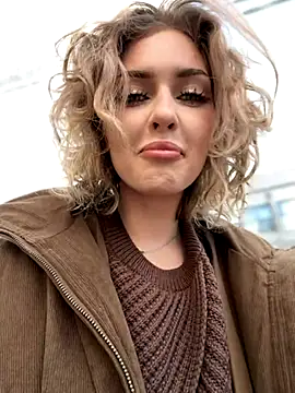 KellyKeler online show from 10/29/25, 12:26