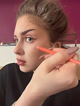 KellyKeler online show from 02/25/26, 11:21