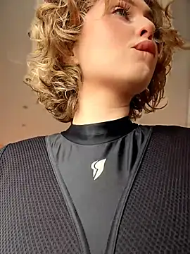 KellyKeler online show from 03/26/26, 10:24