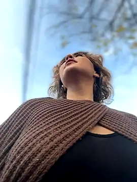 KellyKeler online show from 11/18/25, 12:30