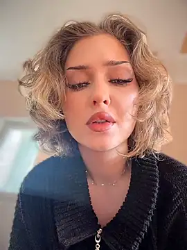 KellyKeler online show from 04/11/26, 11:03