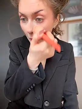 KellyKeler online show from 03/13/26, 10:09