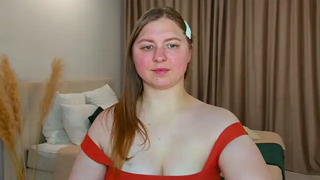 Snapshot of la__fleur chatting on 09/29/25, 01:06 la fleur online show from 09/29/25, 01:06