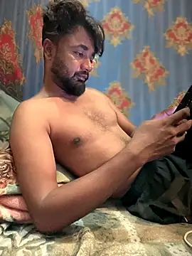 Snapshot of Munny6677 chatting on 09/30/25, 08:37 Munny6677 online show from 09/30/25, 08:37