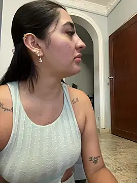 Snapshot of JasmineRhodes chatting on 07/17/26, 12:35 JasmineRhodes online show from 07/17/26, 12:35