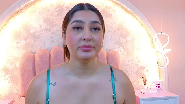 JasmineRhodes online show from 01/09/26, 01:18