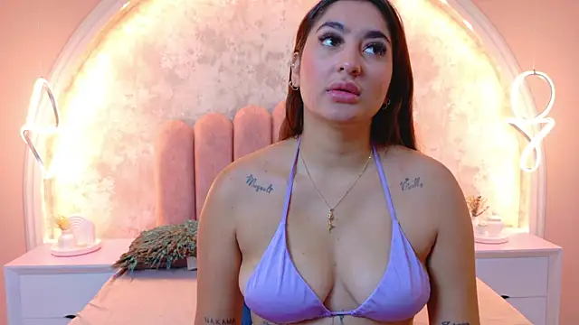 JasmineRhodes online show from 10/23/25, 01:10