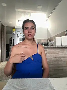 Snapshot of AllieYourGirl chatting on 02/07/26, 07:33 AllieYourGirl online show from 02/07/26, 07:33