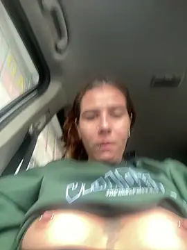 Snapshot of AllieYourGirl chatting on 10/29/25, 05:01 AllieYourGirl online show from 10/29/25, 05:01