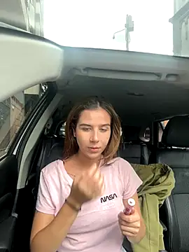 Snapshot of AllieYourGirl chatting on 11/01/25, 06:46 AllieYourGirl online show from 11/01/25, 06:46