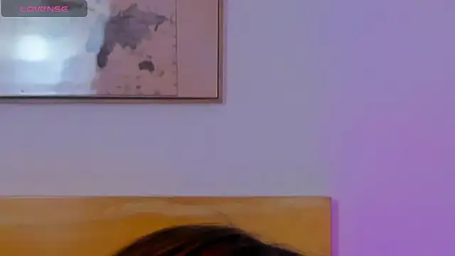 Snapshot of kitty_sweeety_ chatting on 12/16/25, 12:31 kitty sweeety online show from 12/16/25, 12:31